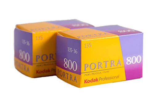 35mm 2本セット 135フィルム36枚撮りの2本セットです ISO800 ニュートラルな人肌再現と細かい微粒子、中庸な色飽和度が特徴です。
