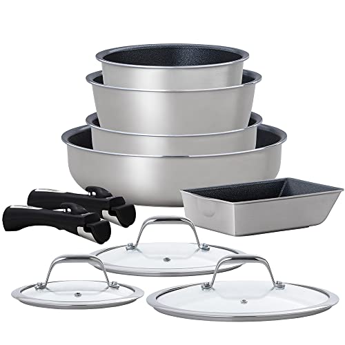 シルバー c)10点セット セット内容:フライパン(20/26cm)、なべ(16/20cm)、エッグパン、ガラスふた(16/20/26cm)、専用マルチハンドル*2 表面加工:内側 ふっ素樹脂塗膜加工